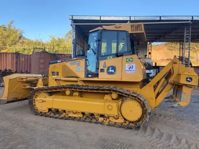 Trator de Esteiras - Jonh Deere 750 J - Foto 2