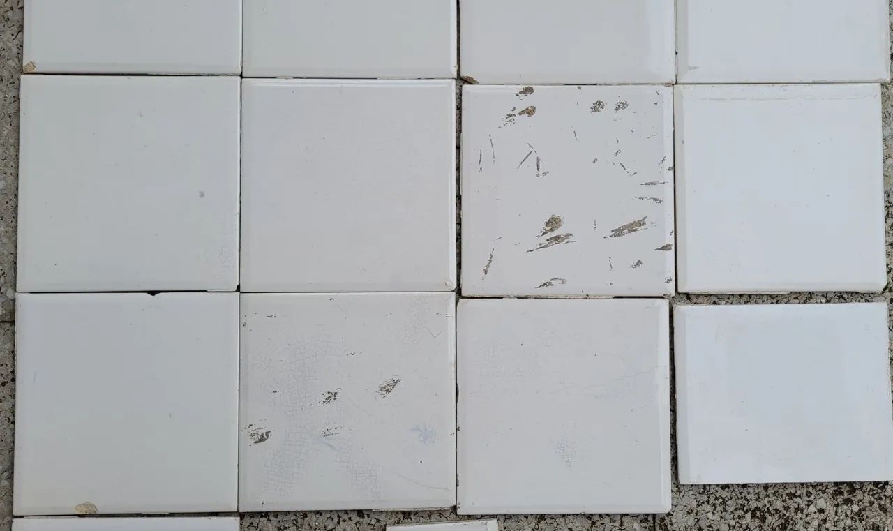 Azulejos brancos vintage 16 peças  - Foto 3