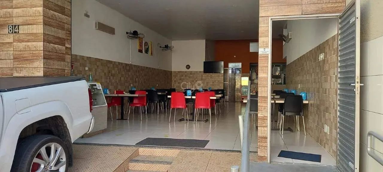 ALUGA-SE IMÓVEL AMPLO  253m² | EXCELENTE LOCALIZAÇÃO - Foto 3