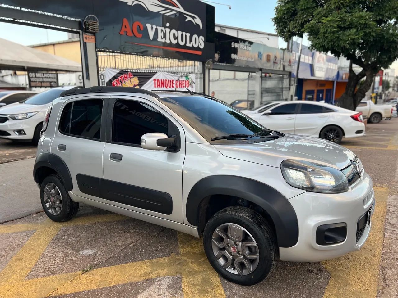 Fiat Uno Way 1.0 Flex Manual 2015/2016  131.000 km  R$: 46.900$
