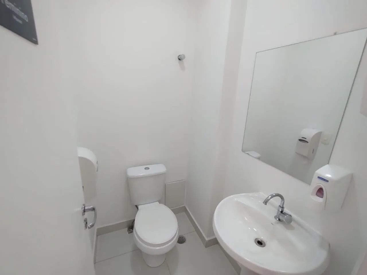 Escritório para aluguel possui 94 metros quadrados com 1 quarto em Água Branca - São Paulo - Foto 7