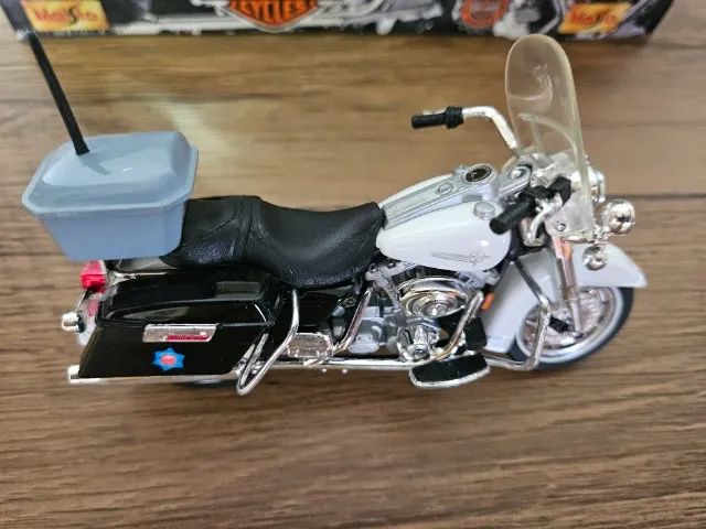 Harley Davidson miniatura 1:18 - Foto 4