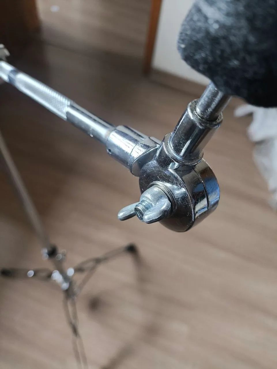 Estante girafa para pratos de bateria - Foto 3