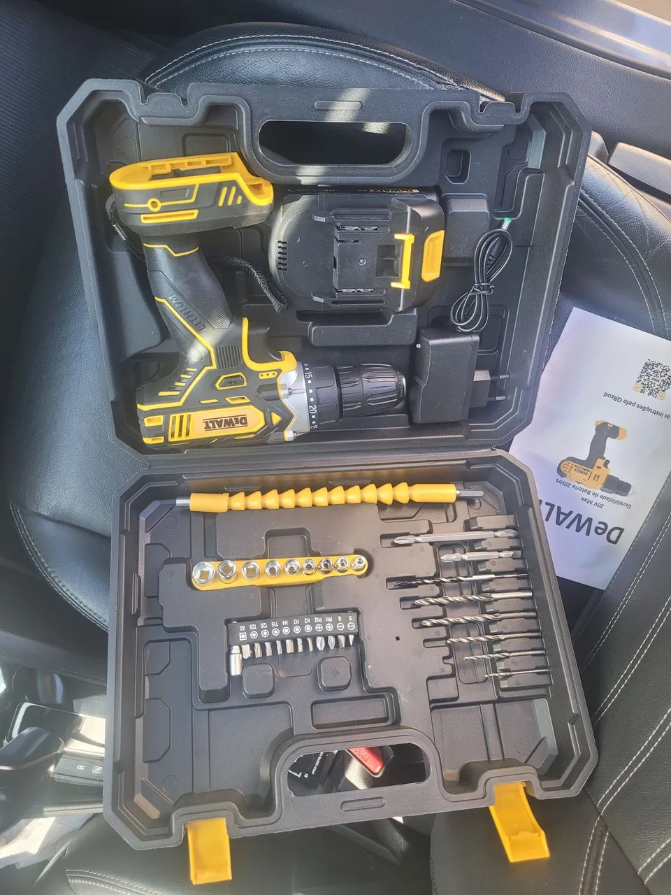 Furadeira/Parafusadeira Dewalt 20V Max