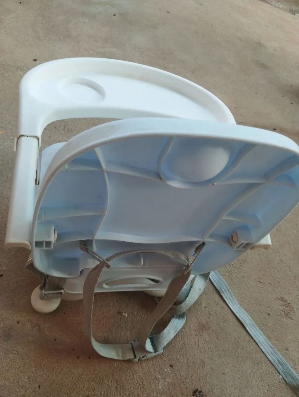 Cadeira de alimentação infantil  - Foto 3