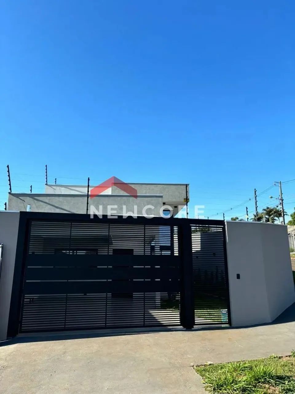 Casa em Rua Pioneiro Antônio Marin Filho - Jardim Aurora - Maringá/PR