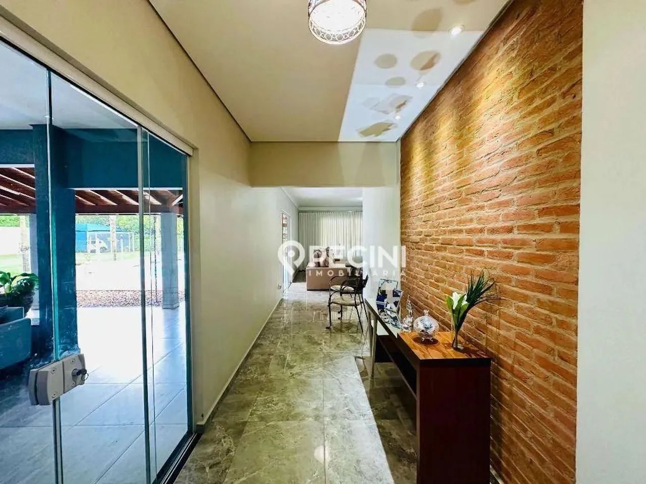 Casa à venda com 2 quartos,2 suítes e muita área verde. - Foto 5