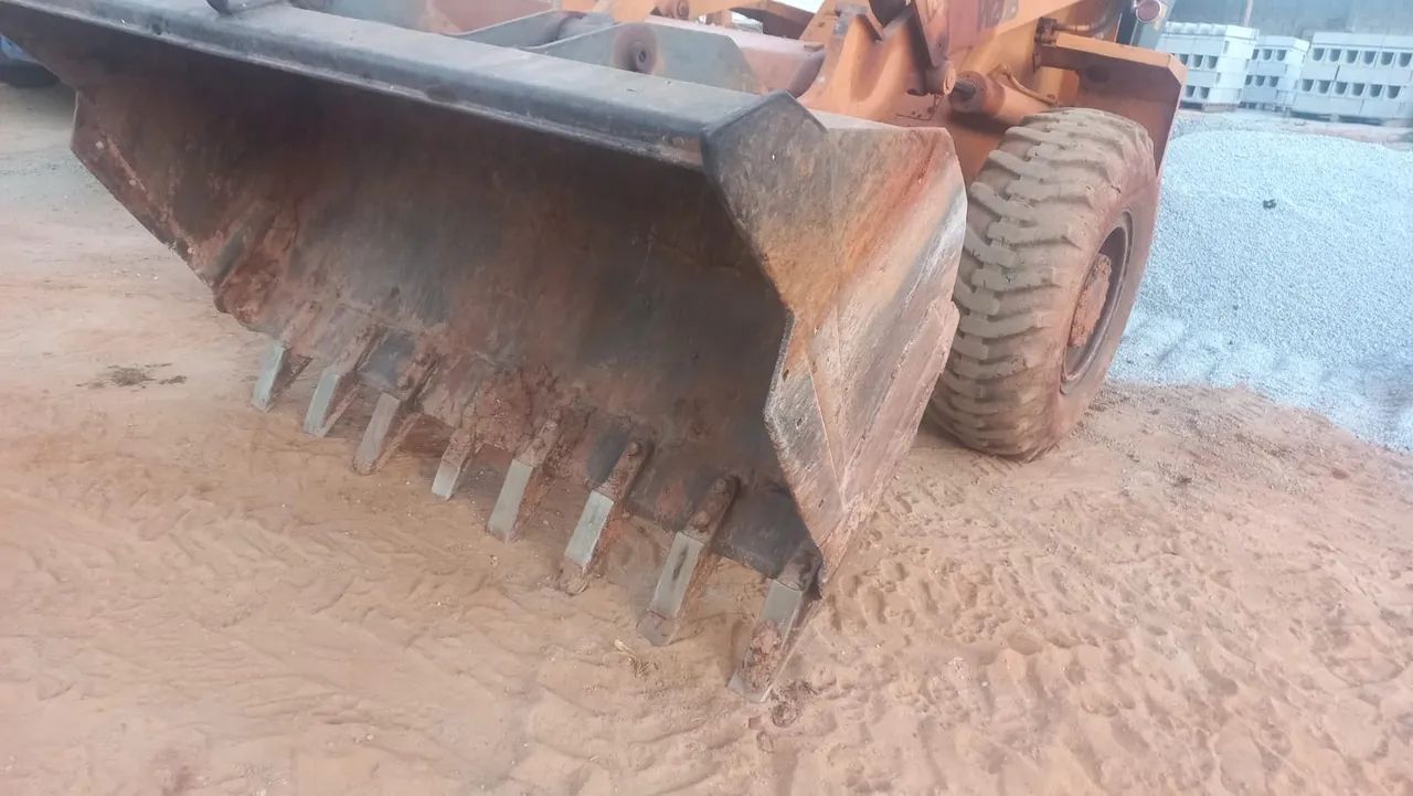 CARREGADEIRA CASE - ANO 1992 - Foto 3