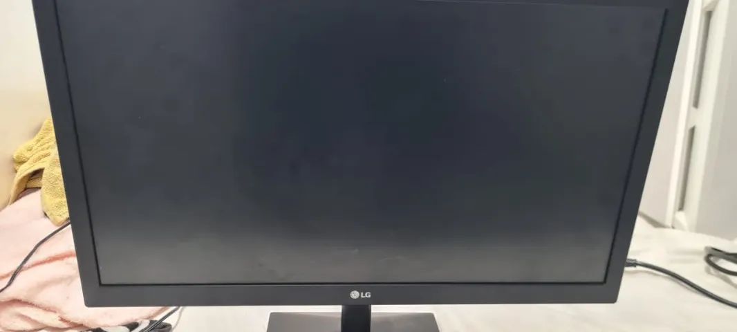 Monitor LG 20" 60hz HDMI/VGA hd - Foto 2
