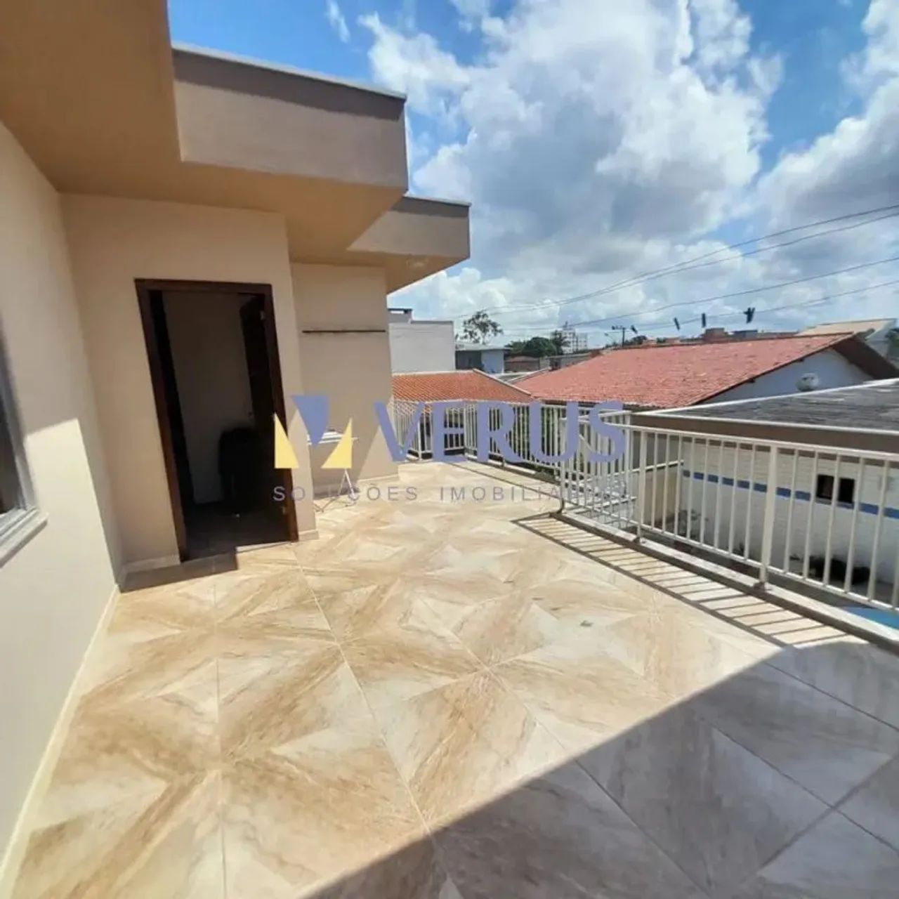 Casa com 04 Quartos | Itajaí