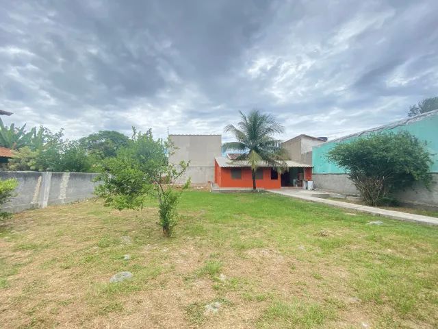 Saquarema - Casa a Poucos Passos da Praia em Vilatur - 600m²