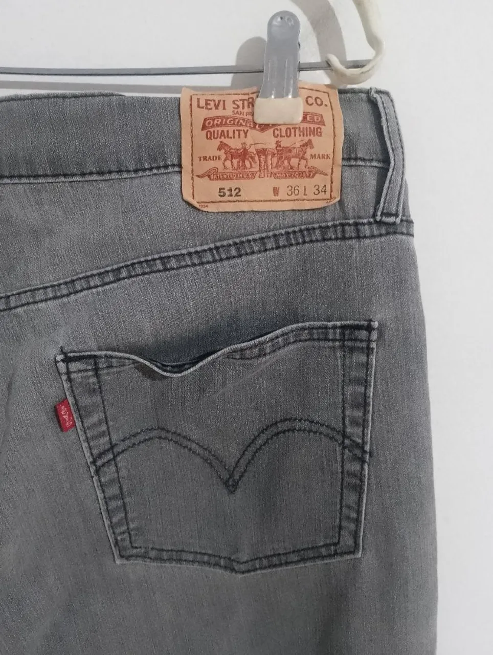 Calça Jeans Levi's 512 Cinza - feita no Brasil