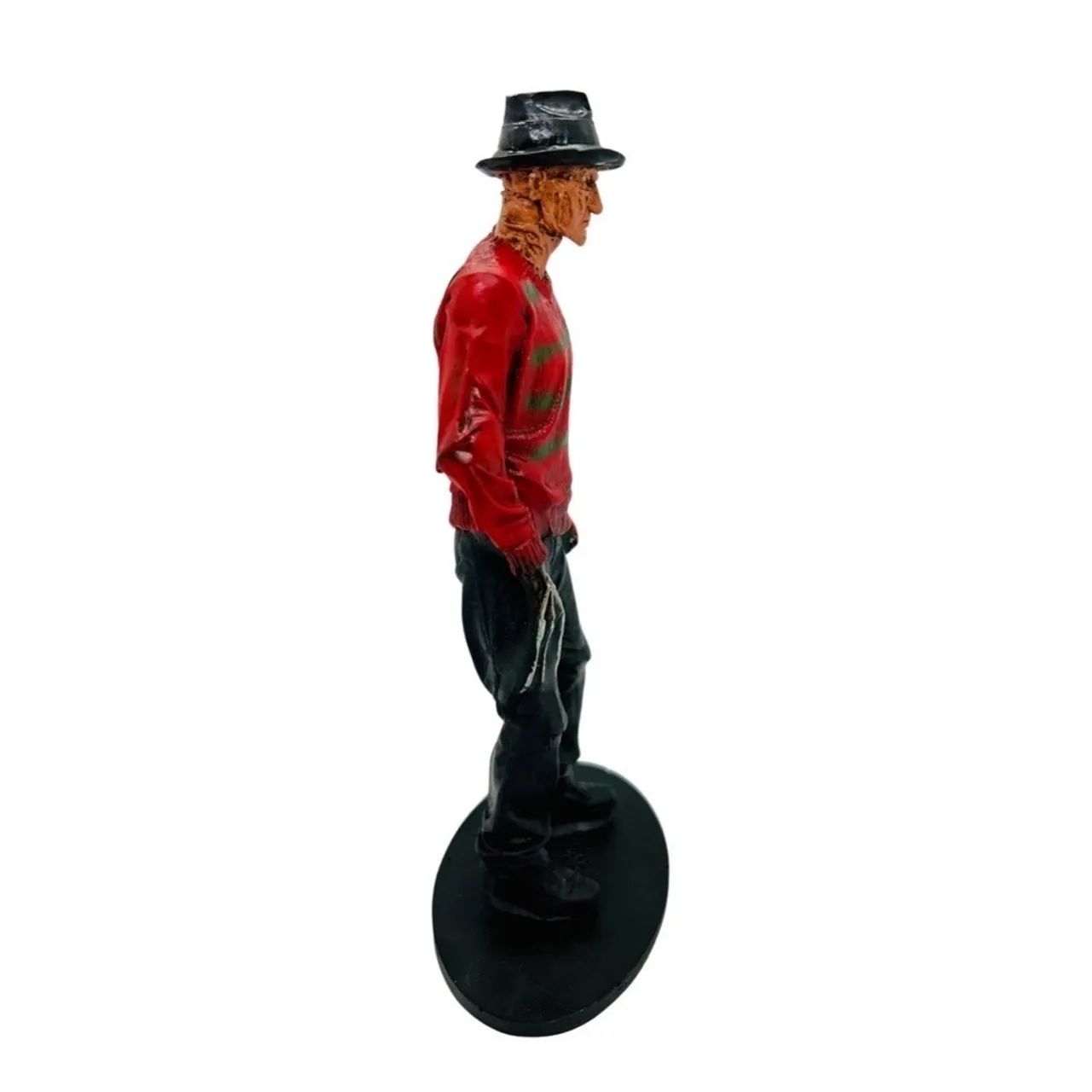Estatueta sexta feira 13 - Foto 4