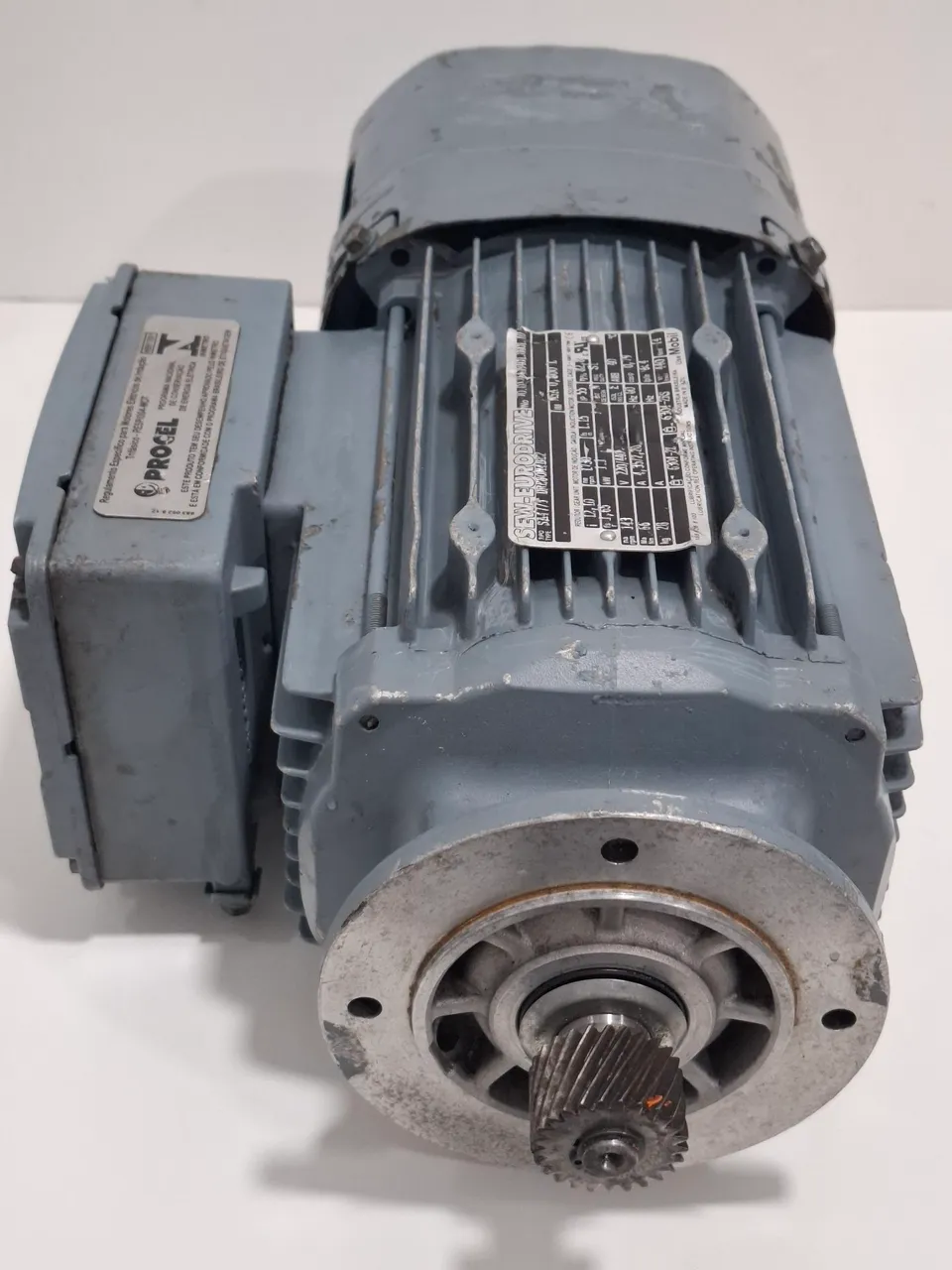 Motor com freio Sew 1.1kw(1.5 cv), rpm 1700(4polos), Tensão 220/440