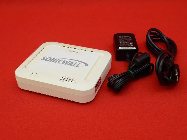 TZ 100 Sonicwall USADO - TRANSFERIVEL VIA MY SONICWALL