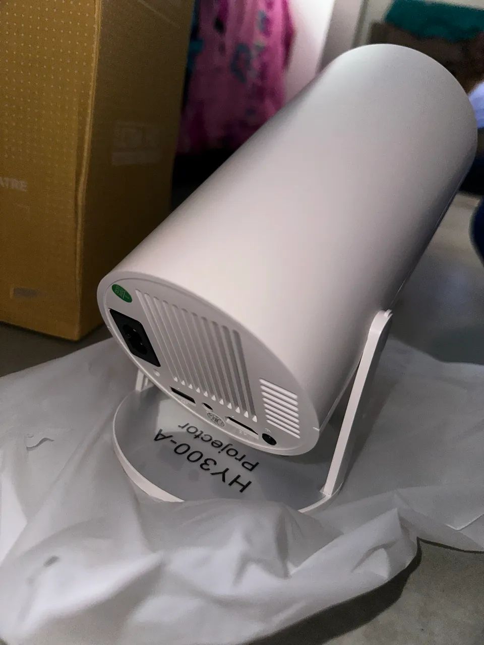 Projetor DAOYEE HY300 4K Android 11 com Wi-Fi Duplo e Bluetooth - Foto 5