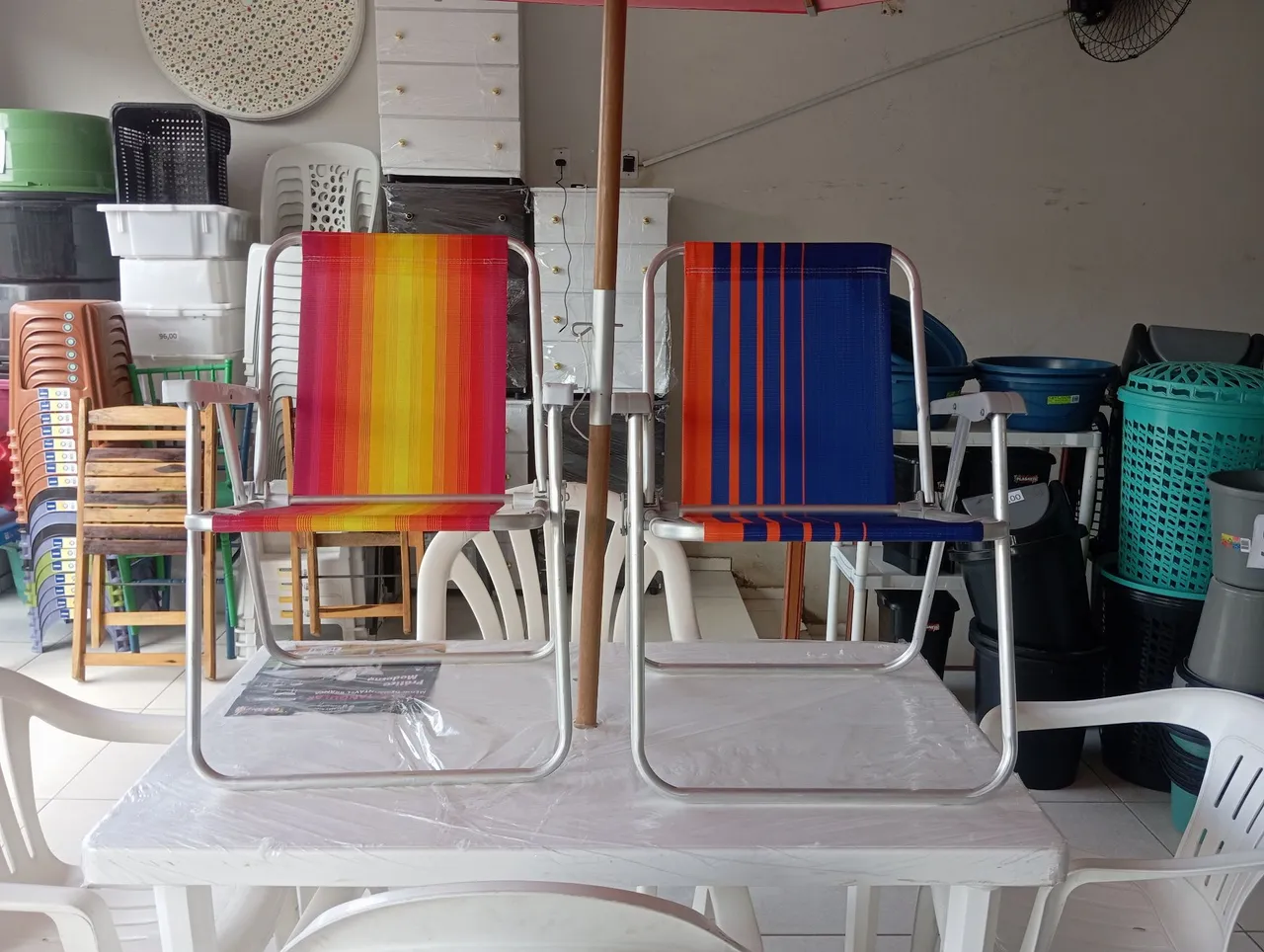 Cadeiras de praia em várias cores e modelos, não perca tempo!!!