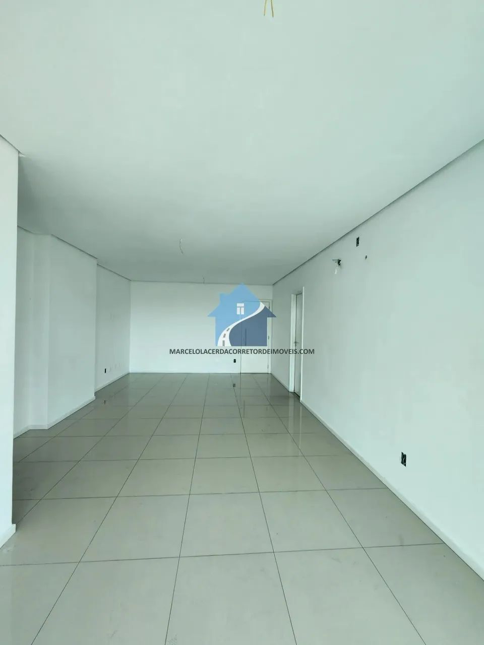 Apartamento no Topázio - Parque 10 de Novembro - Foto 4