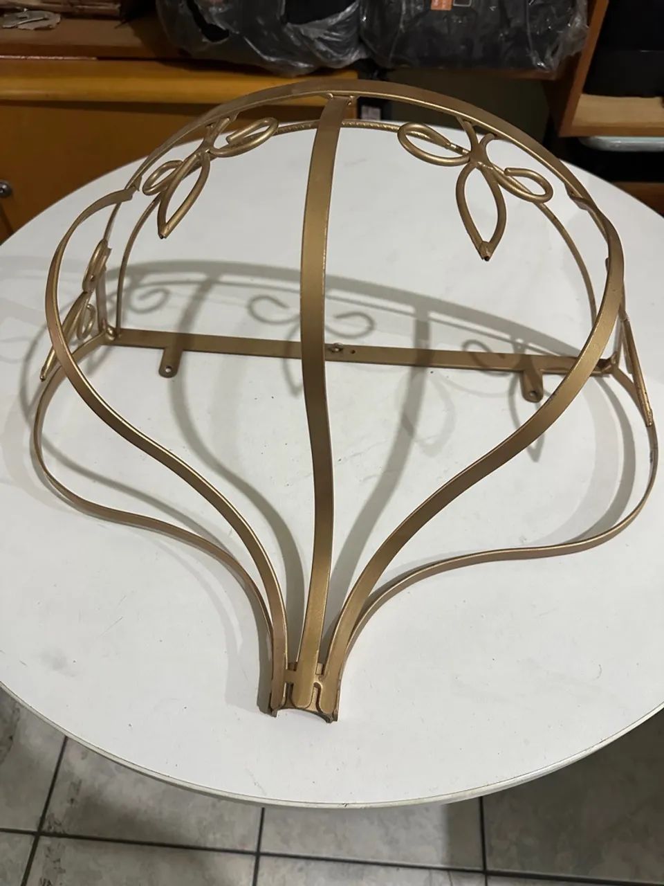 Base de mesa decorativa dourada - Foto 3