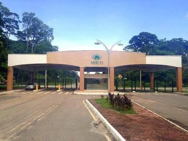 Vende Lote no Condomínio Miriti Internacional Golfe Marina