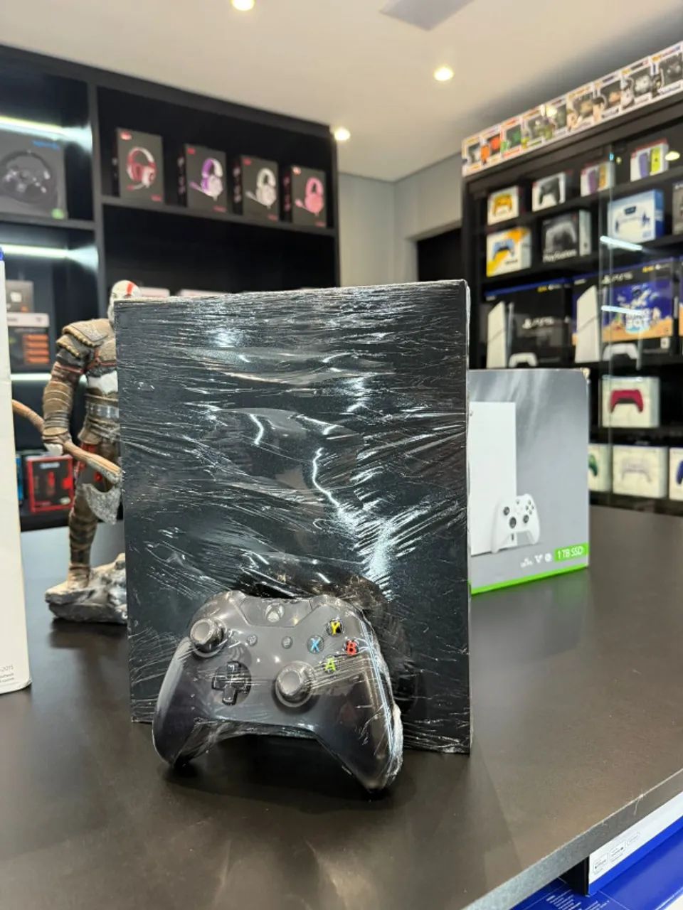 Xbox One X 1TB - 4K Ultra HD