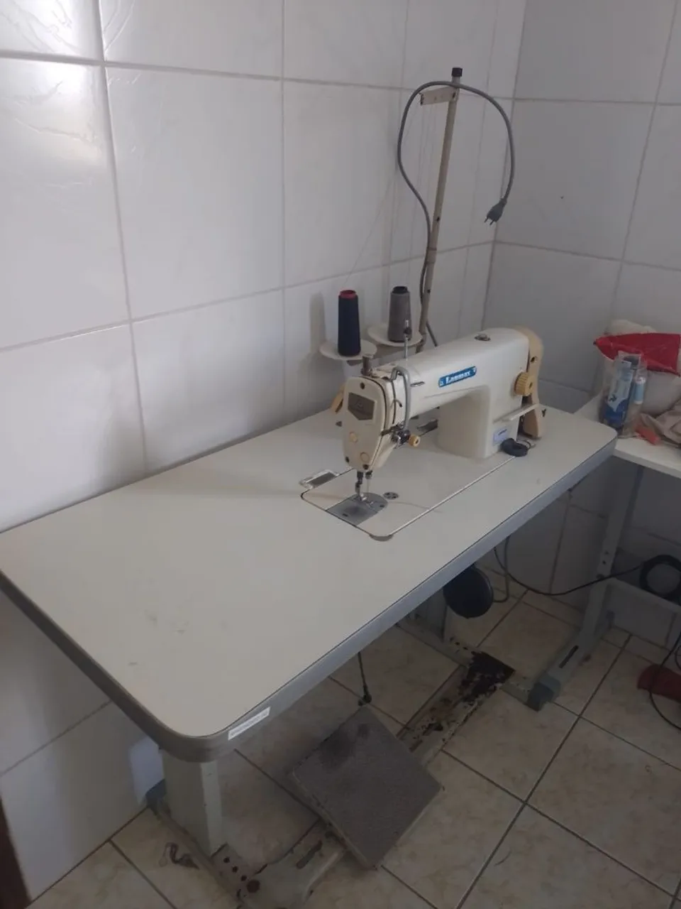 Máquina de Costura Industrial