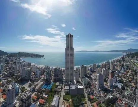 Apartamento para venda tem 164 metros quadrados com 4 quartos em Centro - Itapema - Santa
