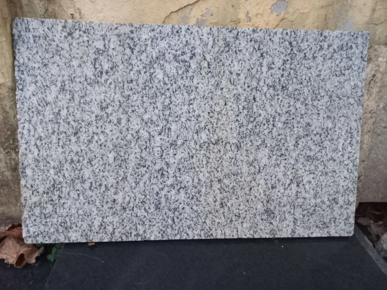 Pedra de granito l50 reais