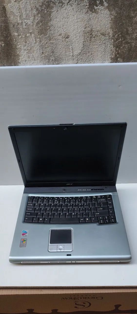 Notebook Acer Prata - Raridade - Ideal para DEV baixo nivel - Foto 2
