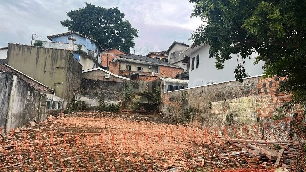 Terreno de 280m² no José Mendes