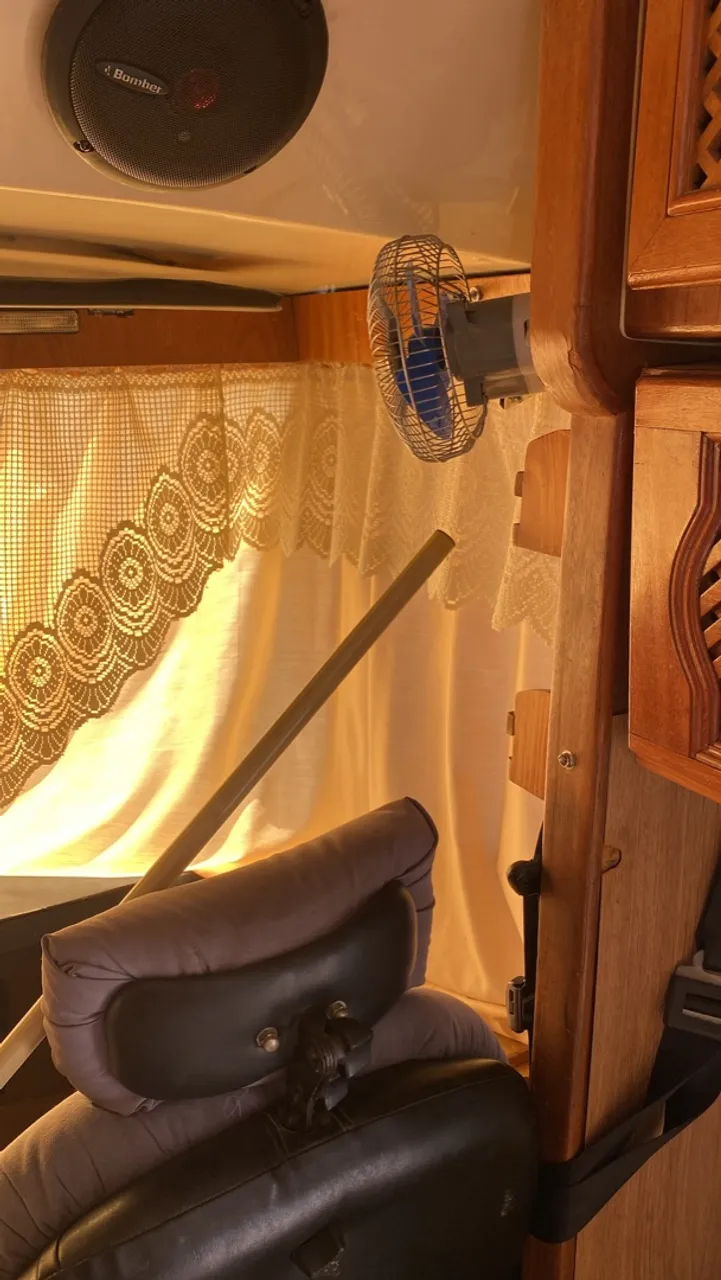 Motor home invel 1982