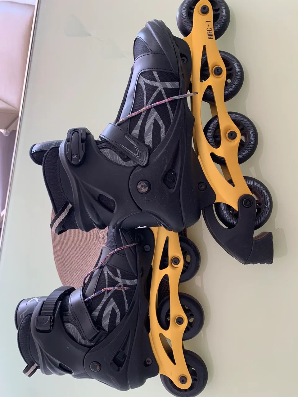 Patins Oxer preto e dourado  - Foto 4