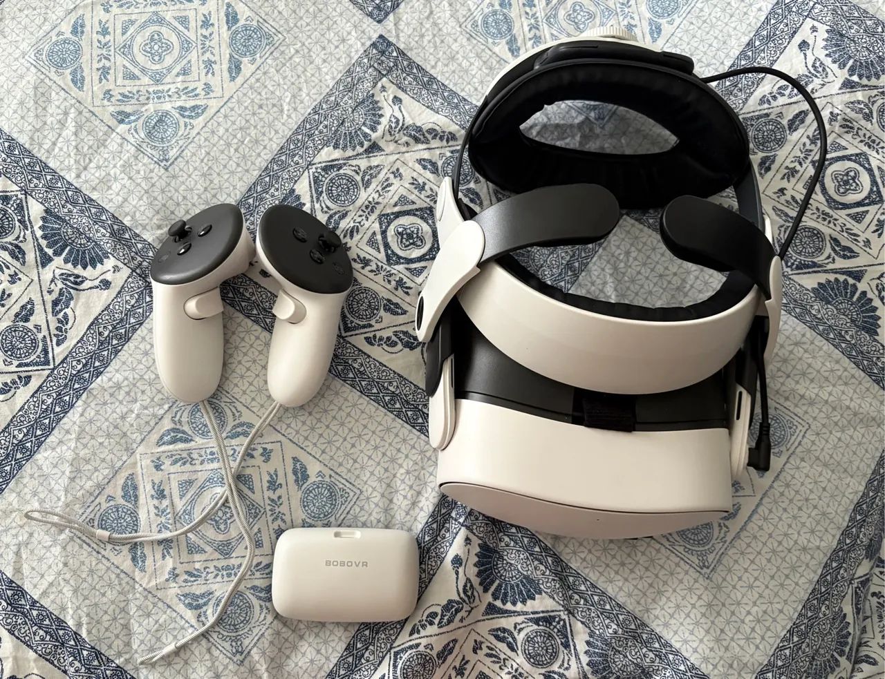 Meta quest 3s + jogo batman+ Bobovr com bateria extra - Foto 3