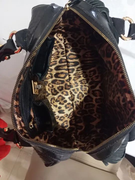 Bolsa Carmen Steffens Preta com Franjas - Foto 3