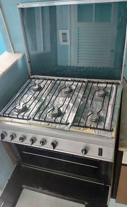 Fogão 6 Bocas com Forno - Semi-Novo - Foto 2