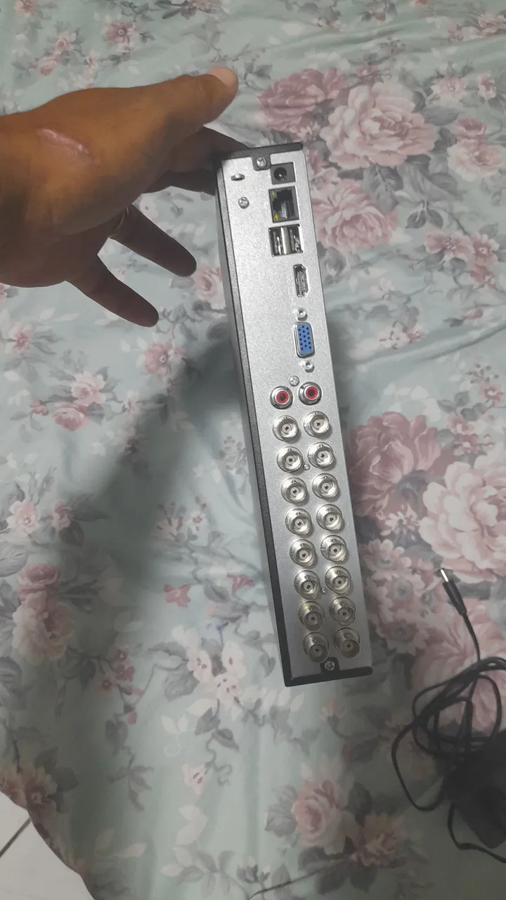 DVR 1116C + HD WD 1T