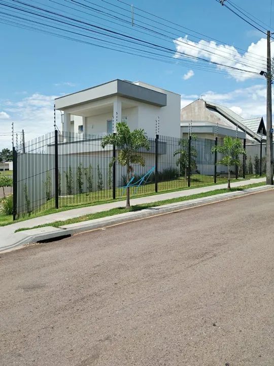 Casa à venda em Maringá, Jardim Tóquio, com 3 quartos, com 219.48 m² - Foto 3
