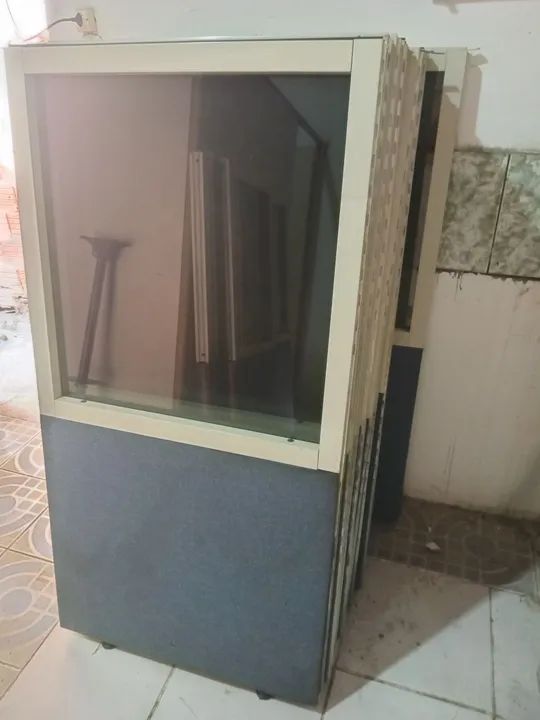 Divisória tipo aguario