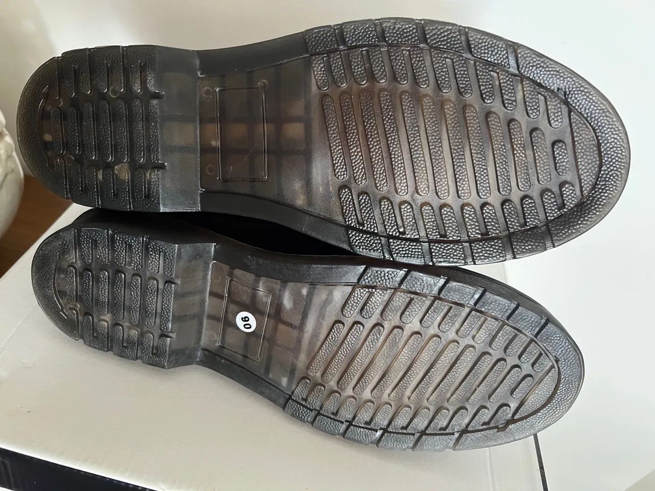 Bota de couro - Nova com etiqueta / 40 Unissex  - Foto 4