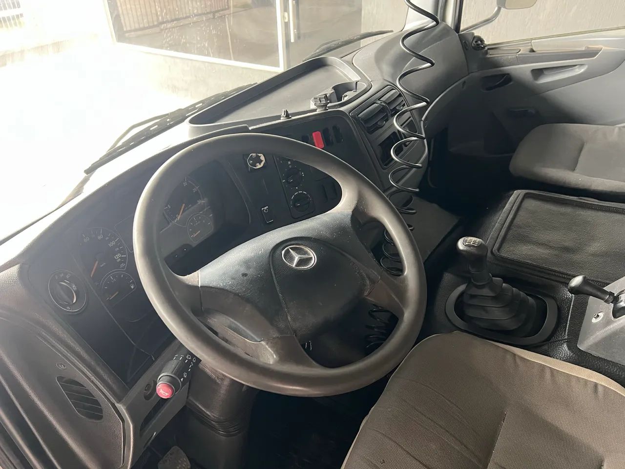 Mercedes Benz 2428 caçamba - Foto 9