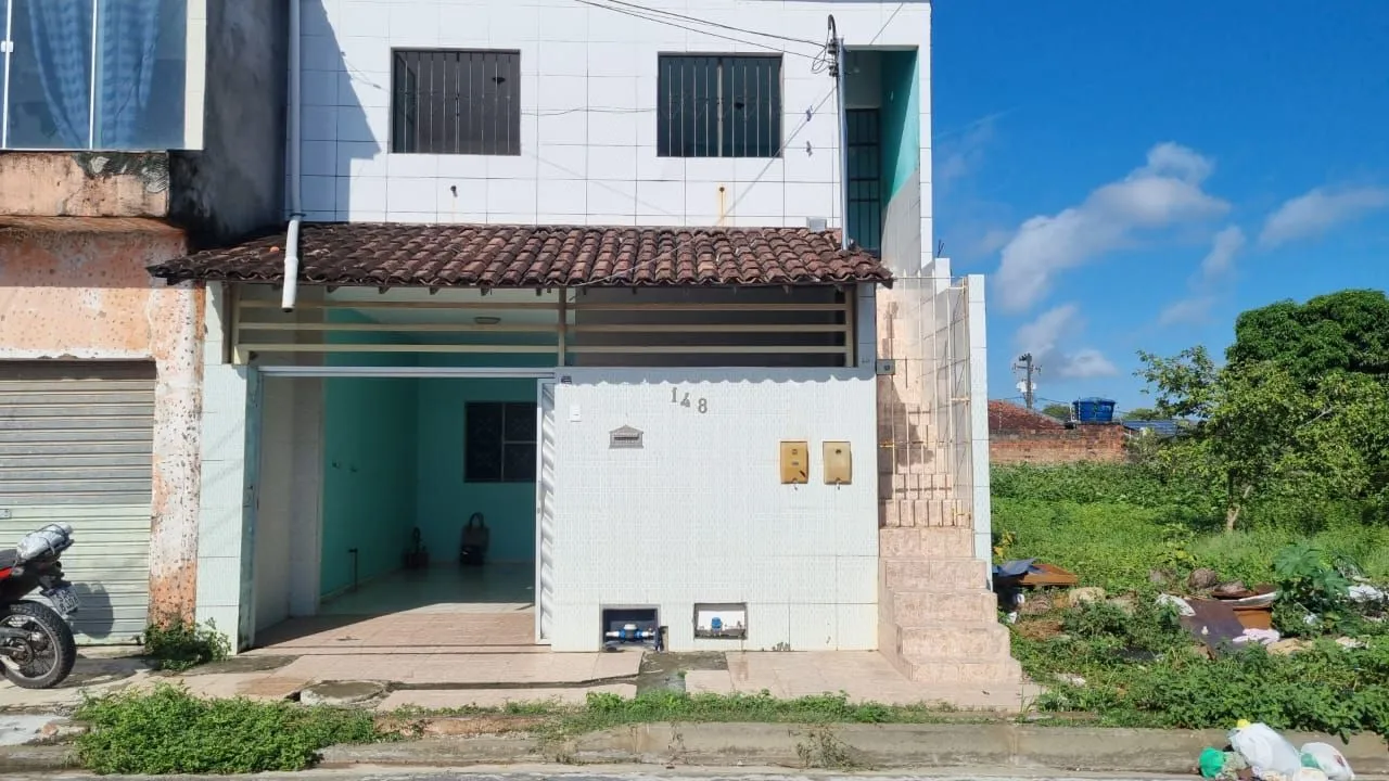 Primeiro andar no bairro de Santa lucia