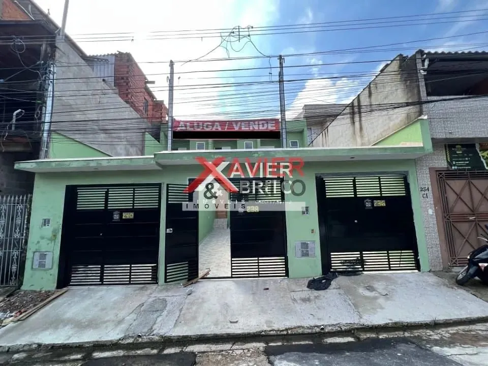 Sobrados novos à venda no Parque Savoy City, 2 suítes, 2 vagas R$398 mil