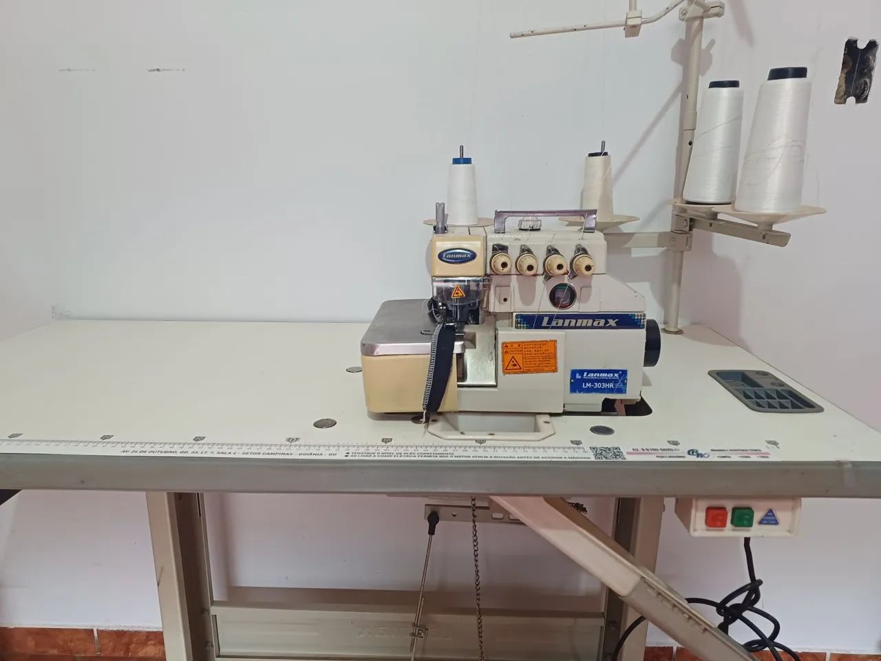 Maquina de costura overlock ponto cadeia  - Foto 2