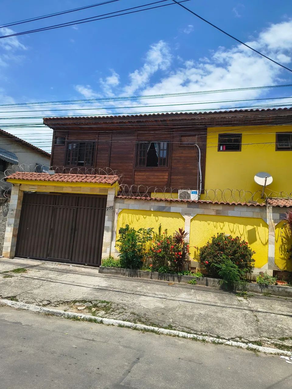 Casa duplex 3 quartos com piscina , 5 minutos só shopping 
