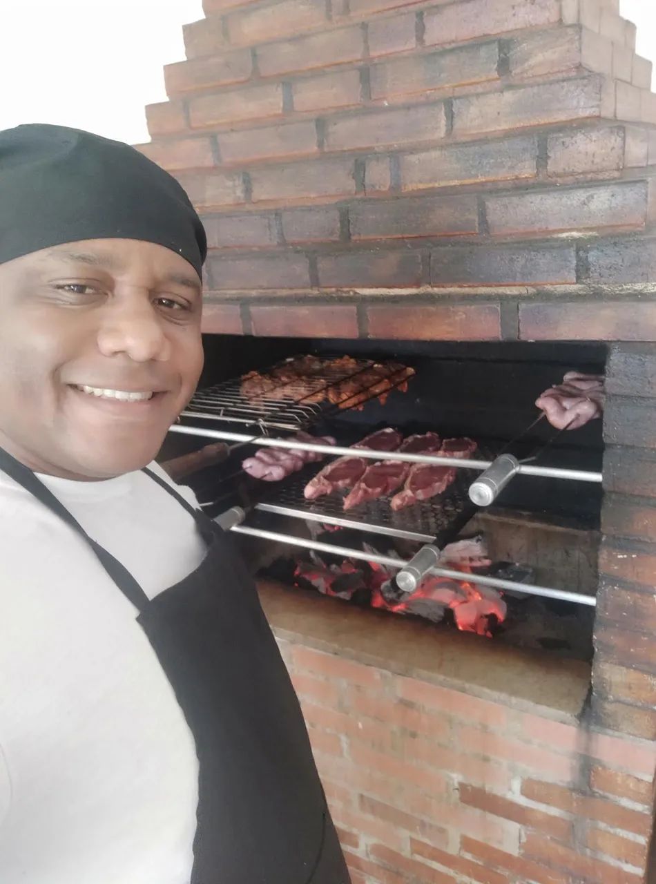 Churrasqueiro Profissional para Eventos - Foto 2