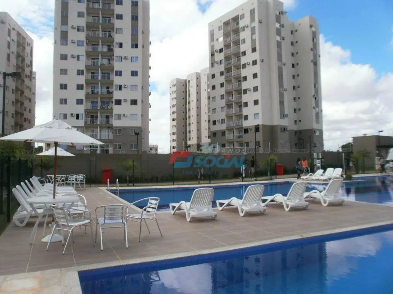Apartamento climatizado e com móveis planejados disponível para locação no Condomínio Bris