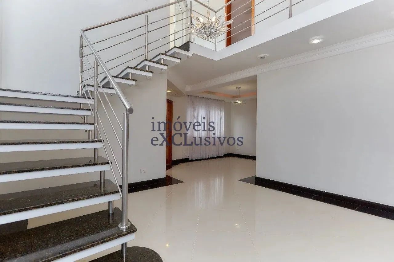 CASA EM CONDOMÍNIO PARA LOCAÇÃO COM 5 SUÍTES E 2 VAGAS