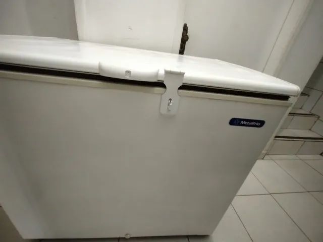 Freezer MetalFrio Branco 295L 