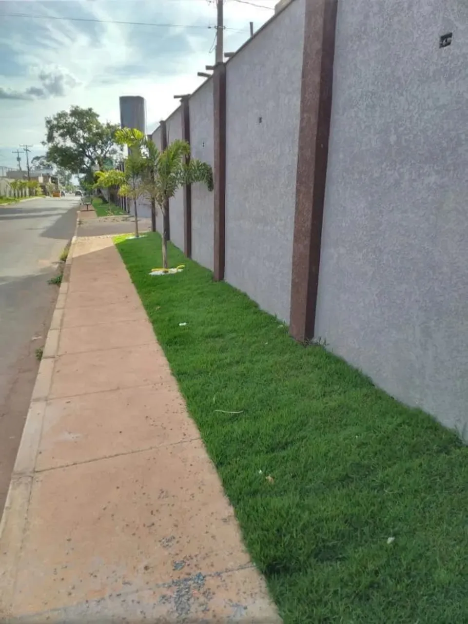 Terreno em Brasília, Ponte Alta Norte, em Condomínio e com Obra Iniciada