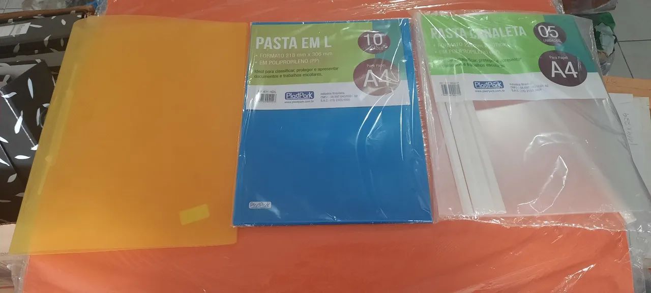 P.plástica c/canaleta,g.trilho e tipo L